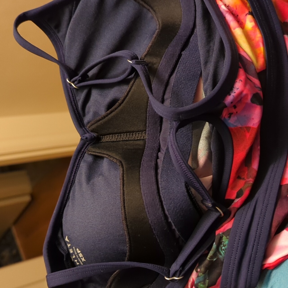 Athleta - Picture 5 of 5